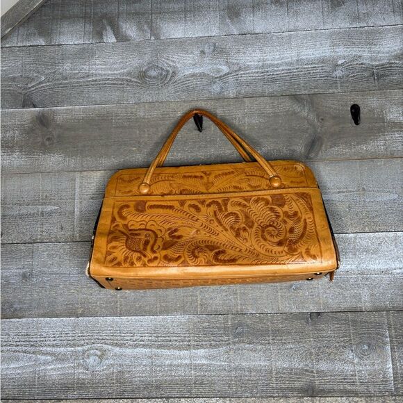 Gaitan vintage Mexican tooled leather Elegant Tan Leather Handbag - Picture 2 of 11